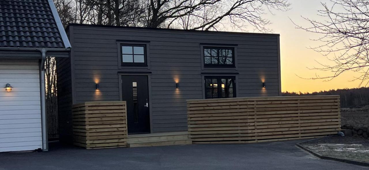 Attefallhus Blixtorps Golfbana ヴァールベリ エクステリア 写真